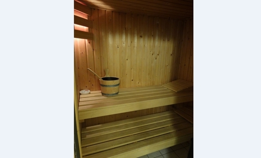 Sauna im Badezimmer im 1. Stock